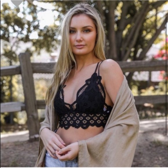 Black Crochet Lace Long Line Bralette - Picture 5 of 12